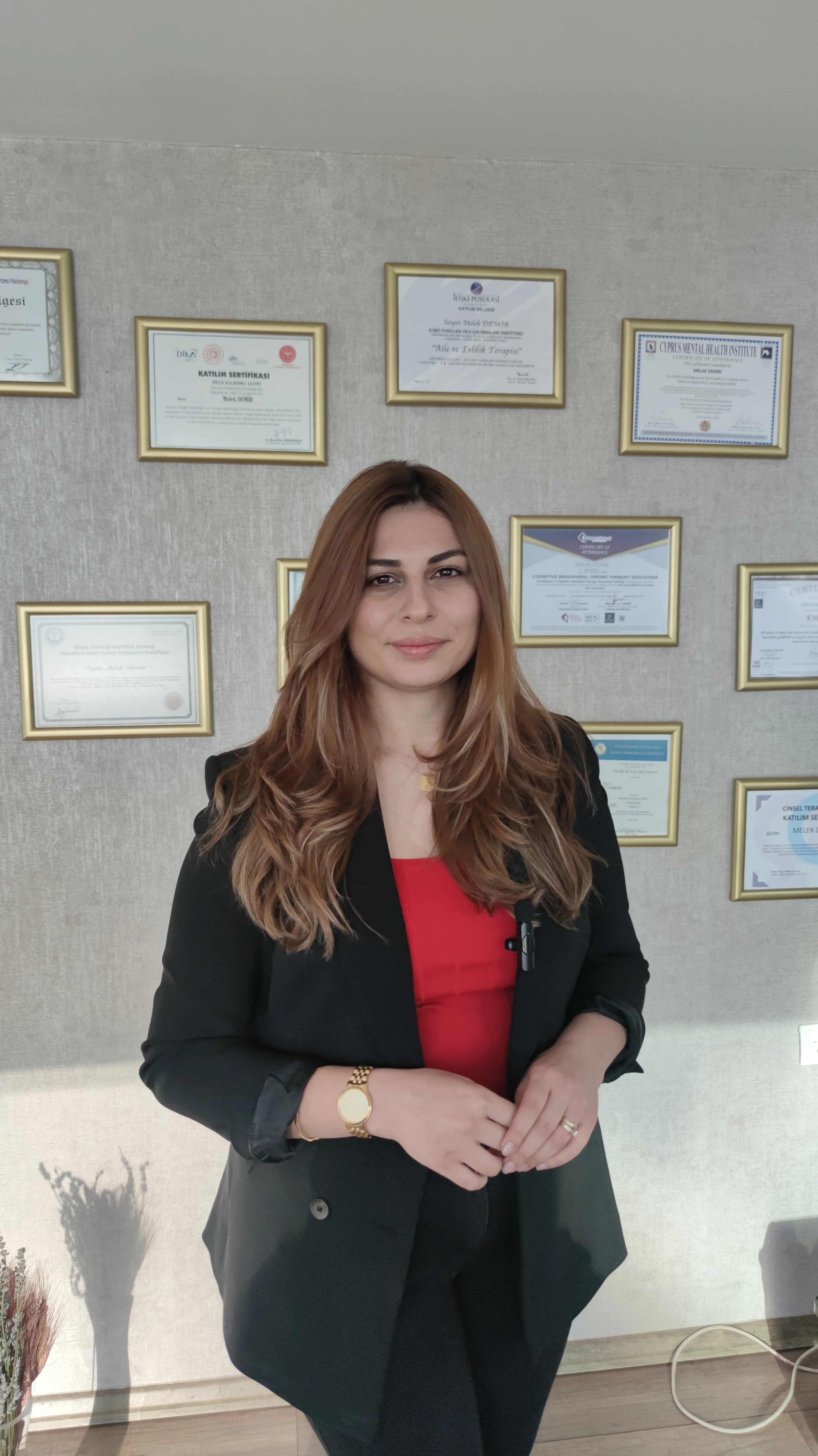 Melek DEMİR